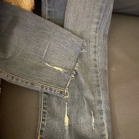 a.n.a. High Rise Skinny Distressed Jeans w/Raw Hem Size 24W NWT - Picture 4 of 5